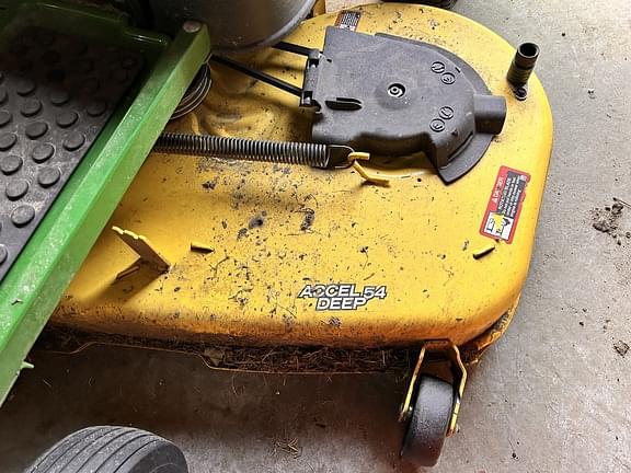 Image of John Deere Z375R equipment image 3