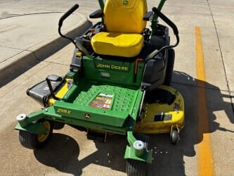 2022 John Deere Z515E Equipment Image0