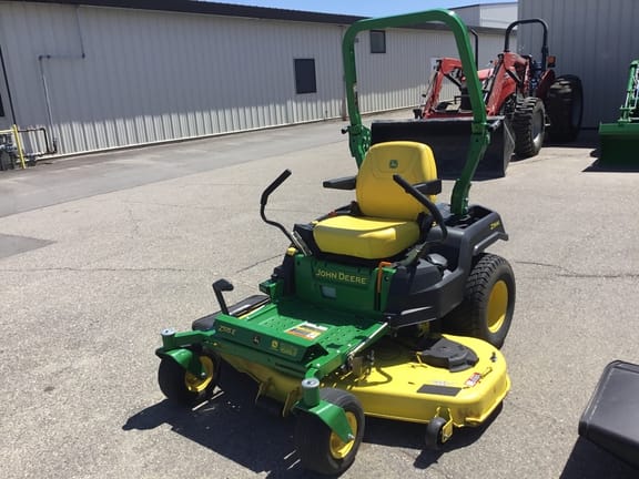 2022 John Deere Z515E Equipment Image0
