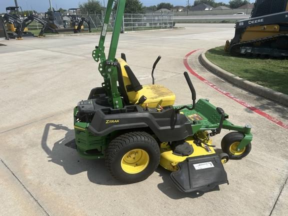 Image of John Deere Z515E equipment image 1