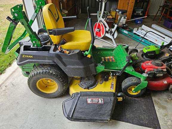 Image of John Deere Z530M equipment image 2