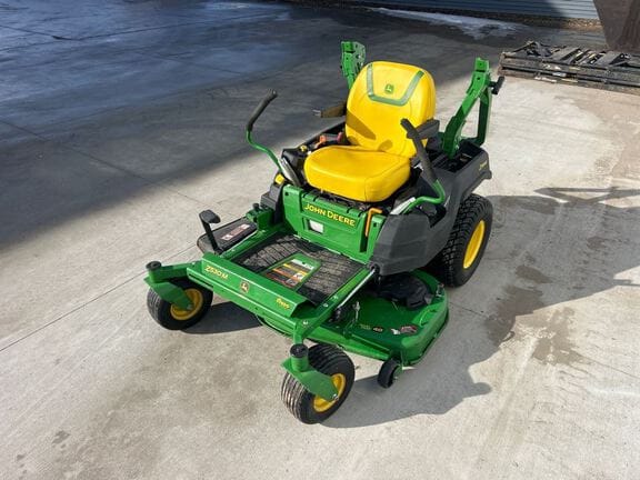2022 John Deere Z530M Equipment Image0