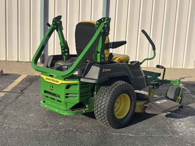 Image of John Deere Z530M equipment image 4
