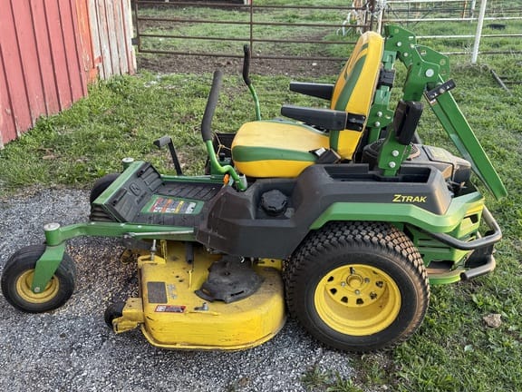 2022 John Deere Z530R Equipment Image0