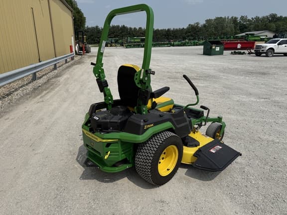 Image of John Deere Z545R equipment image 2