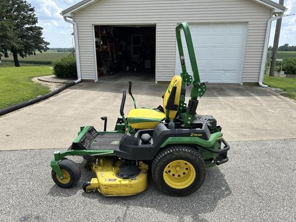 Image of John Deere Z545R equipment image 1