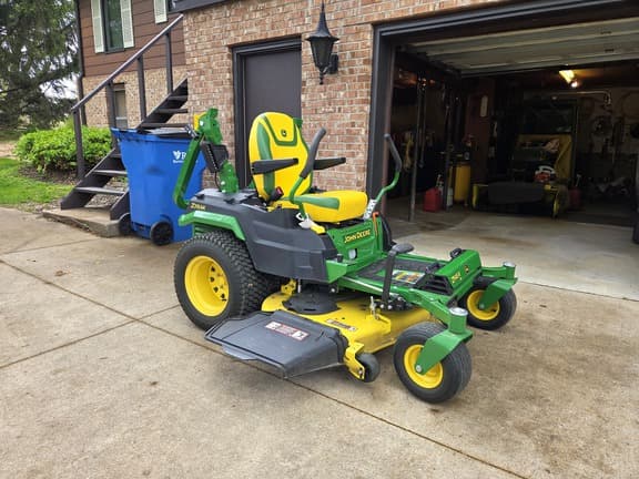 Image of John Deere Z545R equipment image 2