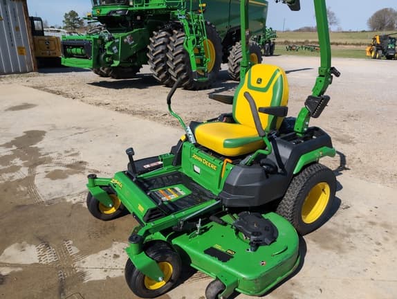 Image of John Deere Z545R equipment image 1