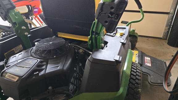 Image of John Deere Z545R equipment image 1
