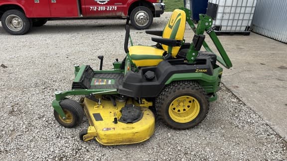 Image of John Deere Z545R equipment image 1