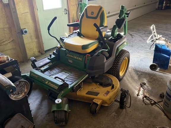 Image of John Deere Z545R equipment image 2