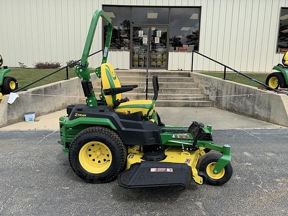 Image of John Deere Z545R equipment image 4