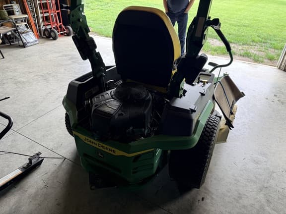 Image of John Deere Z545R equipment image 4
