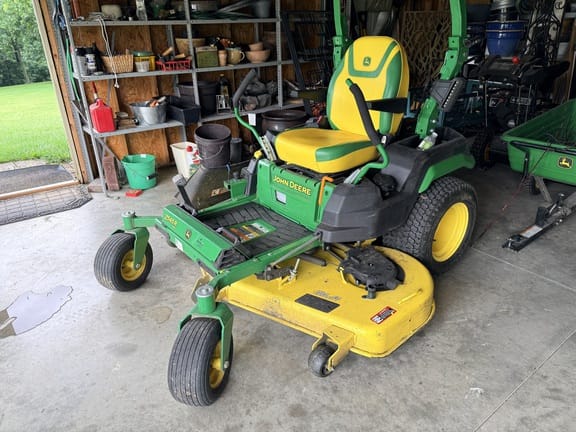 2022 John Deere Z545R Equipment Image0