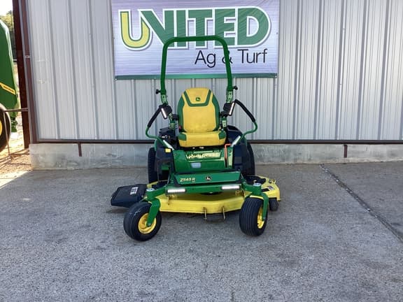 Image of John Deere Z545R equipment image 2