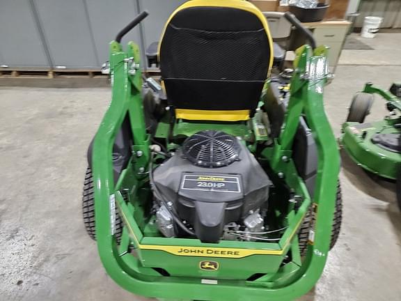 Image of John Deere Z720E equipment image 3