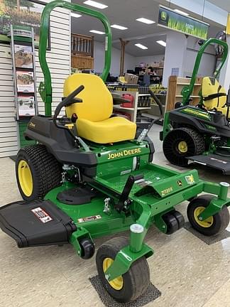 Image of John Deere Z720E equipment image 1