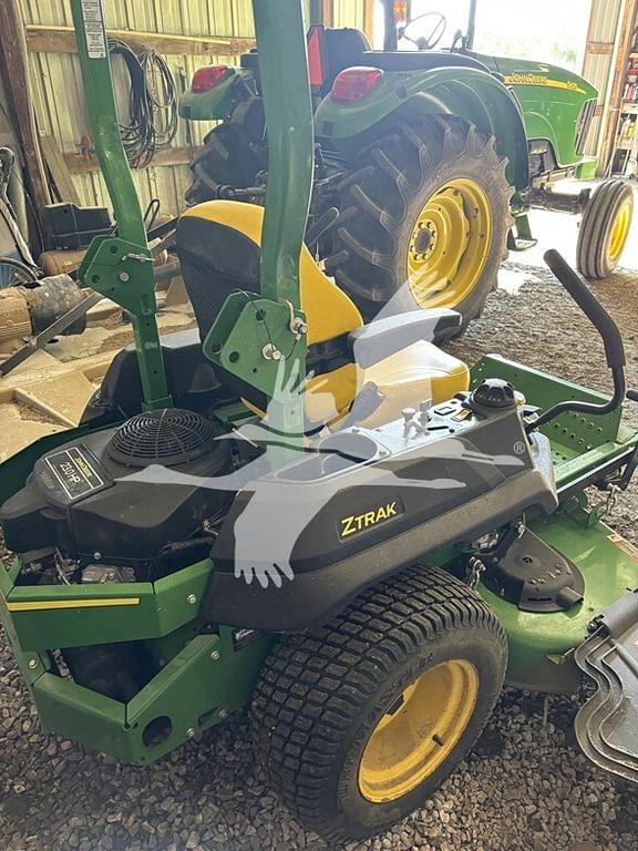 Image of John Deere Z720E equipment image 2