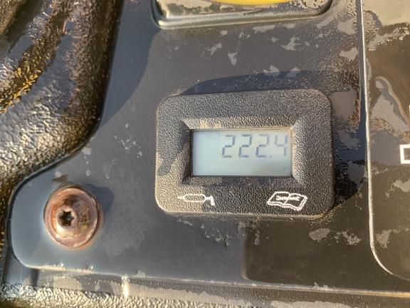 Image of John Deere Z720E equipment image 4