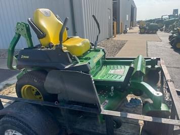 Main image John Deere Z720E