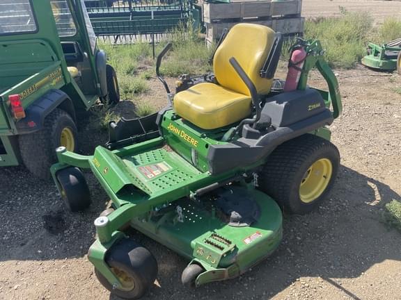 Image of John Deere Z720E equipment image 1