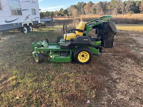 Image of John Deere Z720E equipment image 3