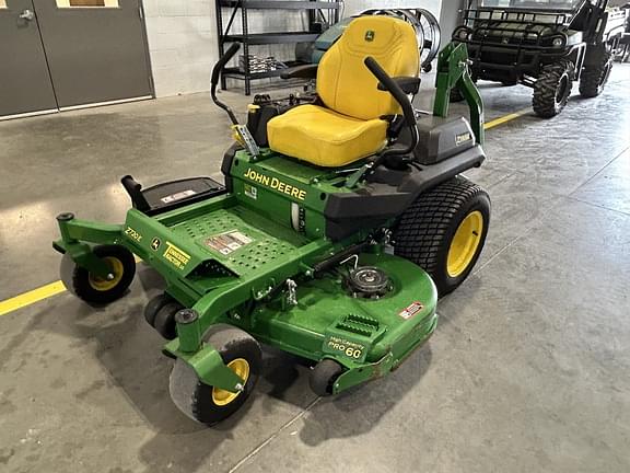 Image of John Deere Z720E Primary image
