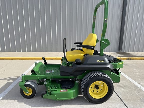 Main image John Deere Z720E