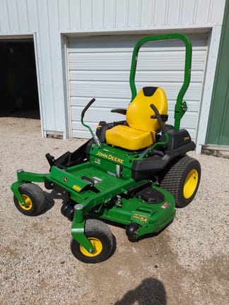 2022 John Deere Z730M Equipment Image0