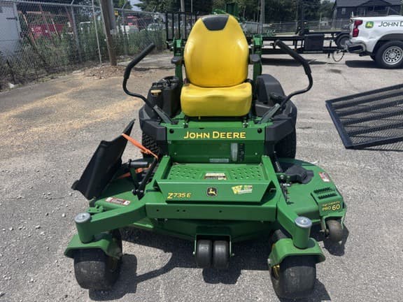 Image of John Deere Z735E equipment image 2