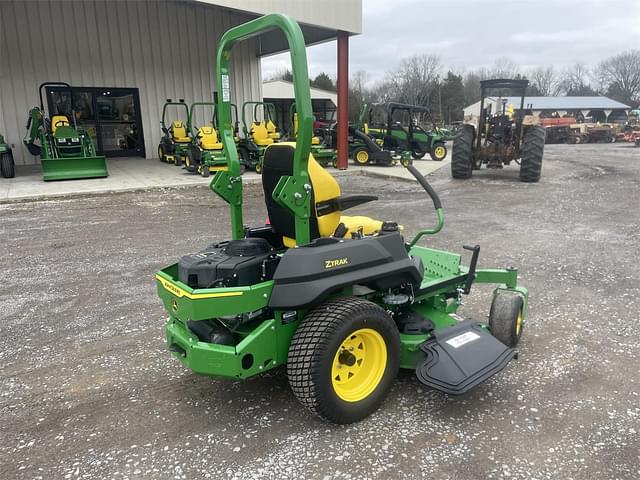 Image of John Deere Z735M equipment image 2