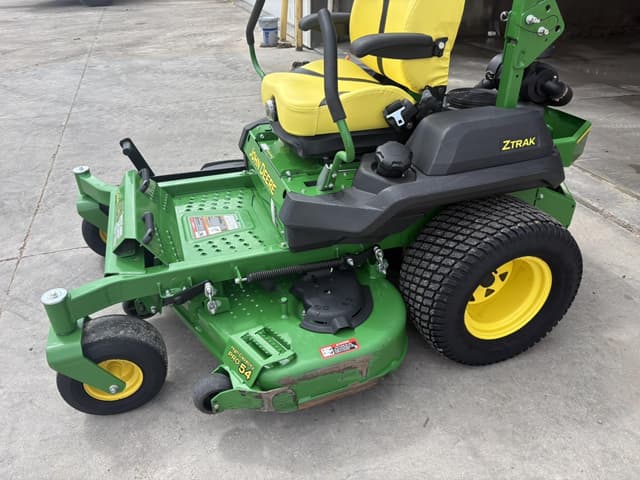 Image of John Deere Z740R equipment image 3
