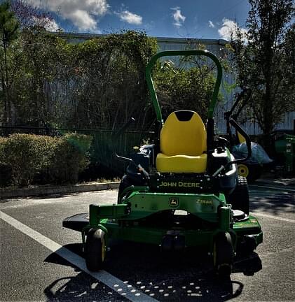 Image of John Deere Z915E equipment image 1