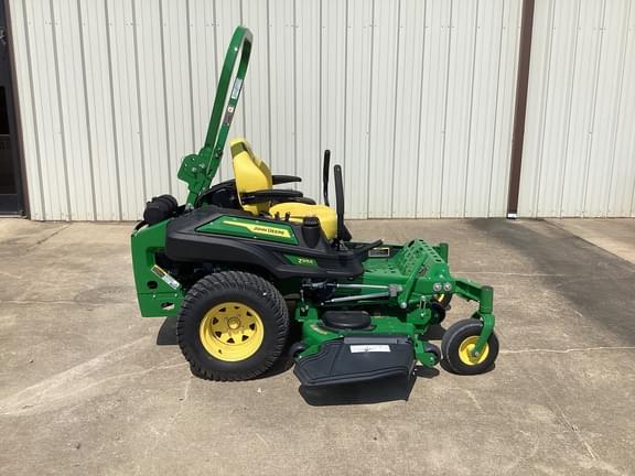 Image of John Deere Z915E equipment image 1
