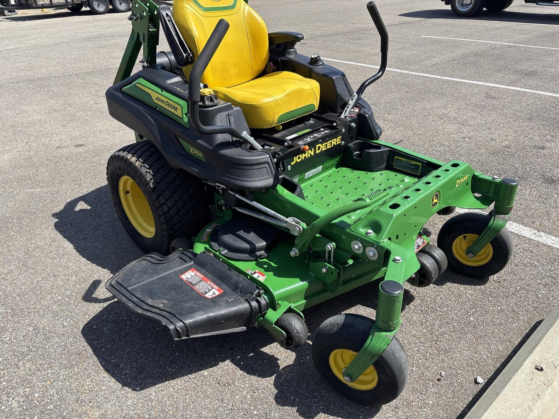 2022 John Deere Z915E Image
