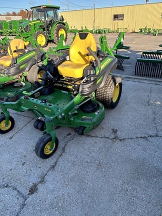 2022 John Deere Z915E Equipment Image0