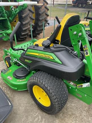 Thumbnail image John Deere Z915E 1