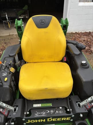 Image of John Deere Z920M equipment image 4