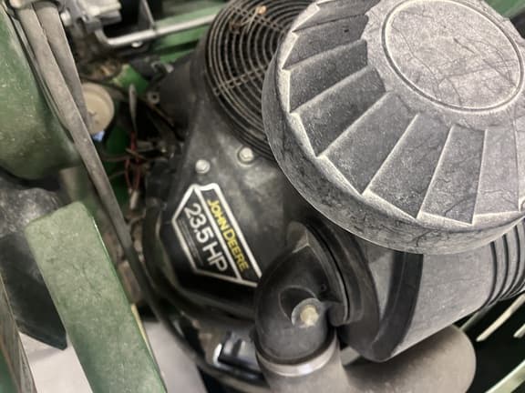 Image of John Deere Z920M equipment image 3