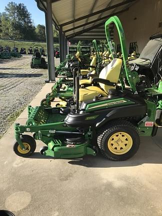 Image of John Deere Z920M equipment image 1