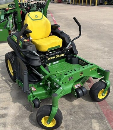 2022 John Deere Z920M Equipment Image0