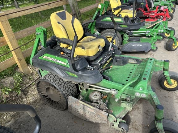 Image of John Deere Z920M equipment image 1