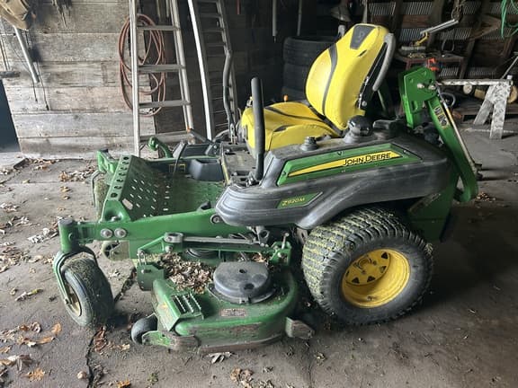 Image of John Deere Z920M equipment image 2