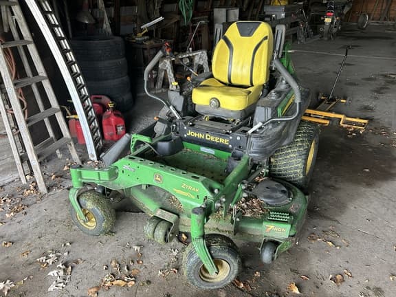 Image of John Deere Z920M equipment image 1