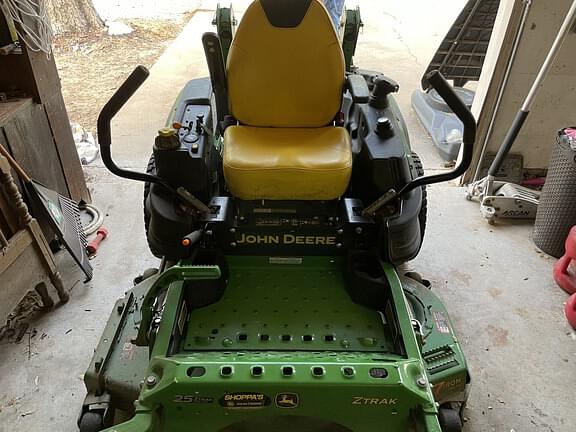 Image of John Deere Z920M Primary image