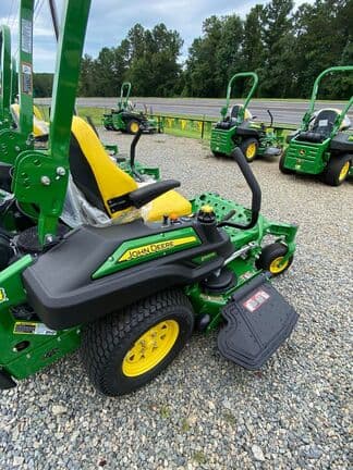 Image of John Deere Z920M equipment image 3