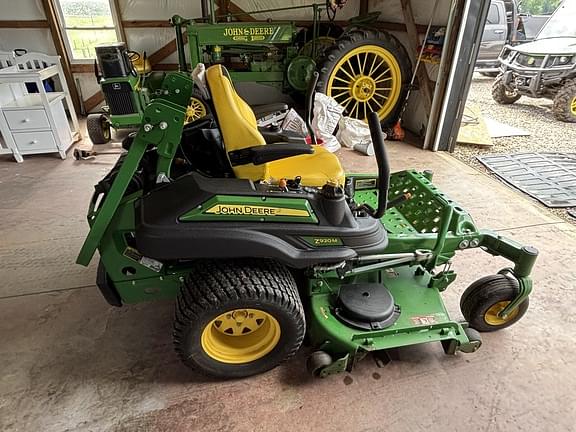 Image of John Deere Z920M equipment image 4