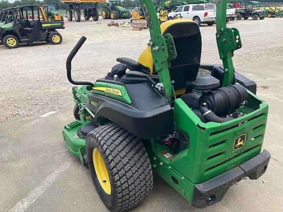 Image of John Deere Z920M equipment image 2