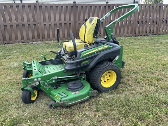 2022 John Deere Z930M Equipment Image0
