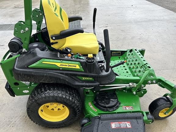 Image of John Deere Z930M equipment image 2